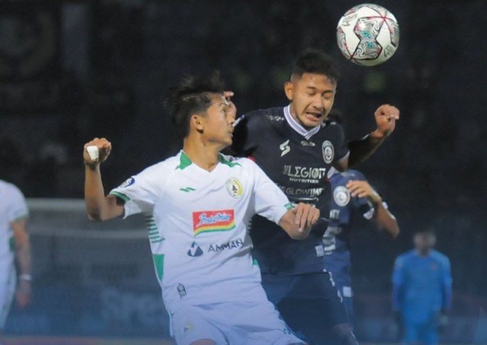 Gelandang arema fc waspadai ketajaman sayap pss sleman